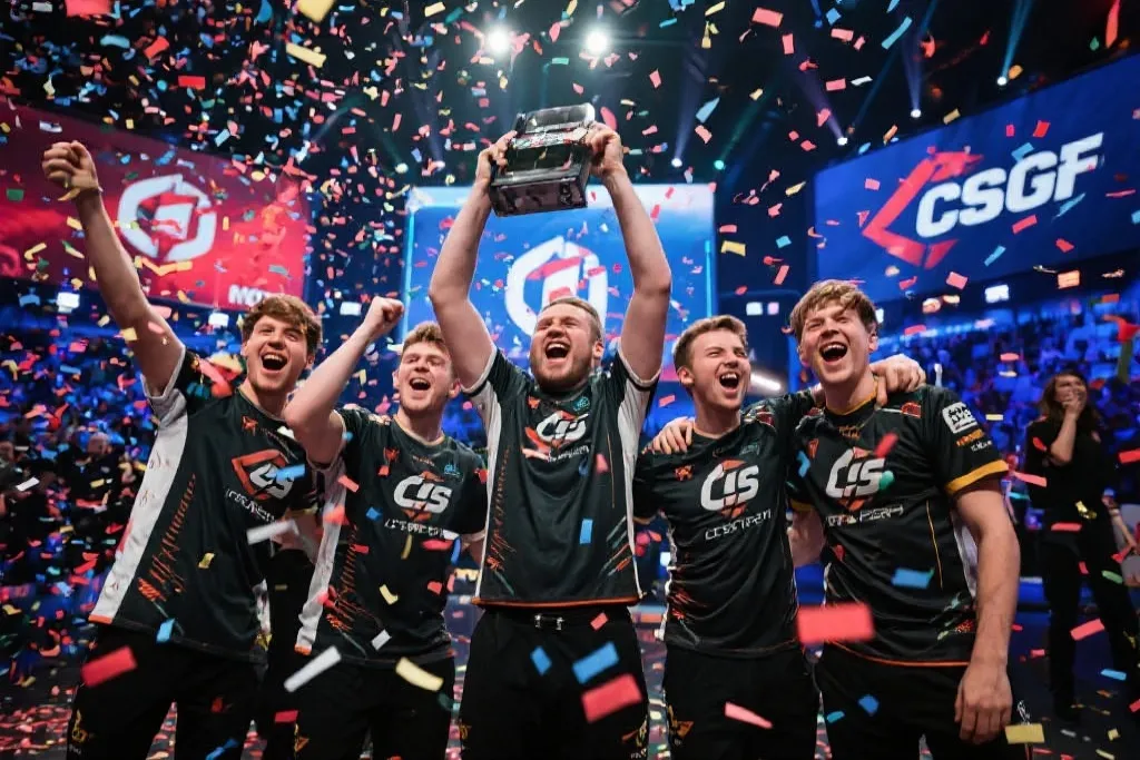 FaZe Clan庆祝ESL Pro League夺冠